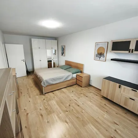 Apartment In - Close To The Center *